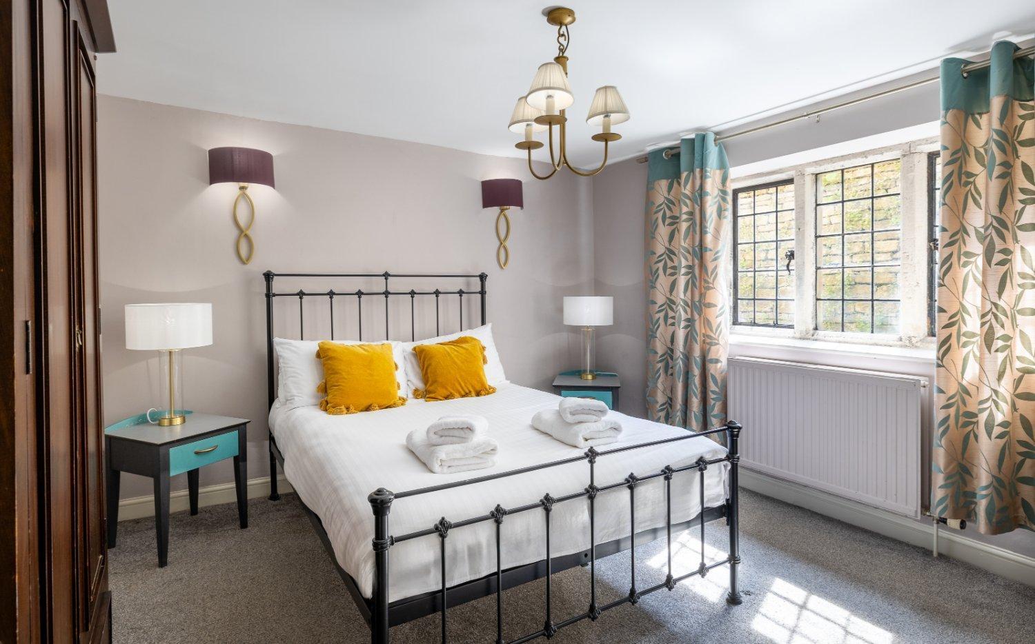The Old School Rooms Beautiful Georgian Apartment, Sleeps 12 With Wifi And Parking, Near Bath บ็อกซ์ ภายนอก รูปภาพ